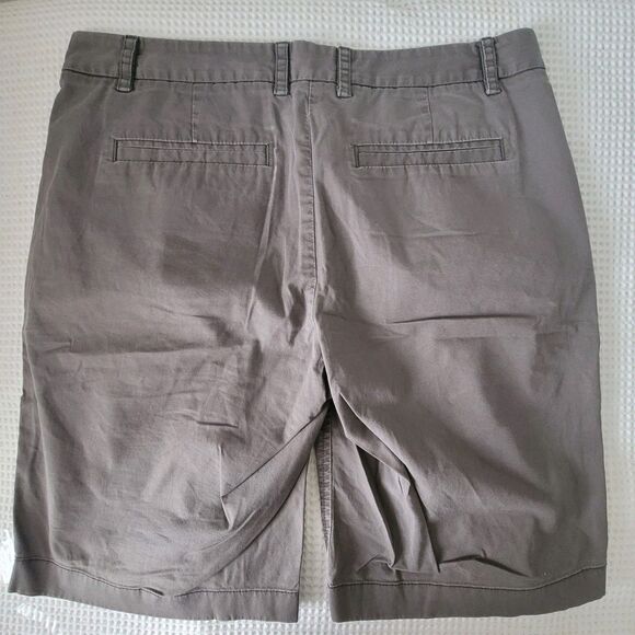 j.Crew womens size 6 Bermuda flat front Twill Stretch summer Khaki Chino Shorts - Picture 10 of 12